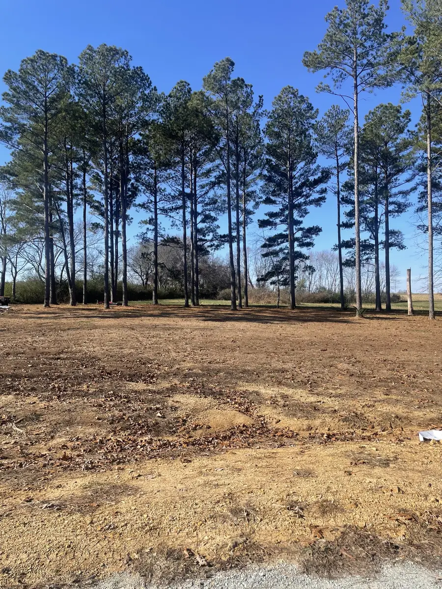 1145 Highway 64 W, Lawrenceburg, TN 38464 - Image #3