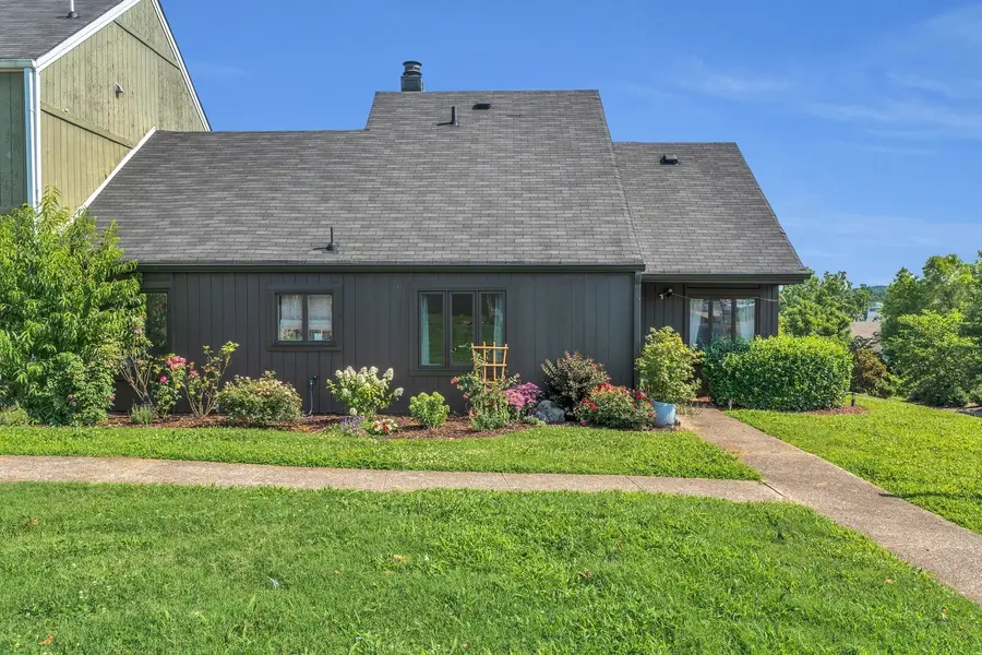 210 Raintree Dr, Hermitage, TN 37076 - Image #3