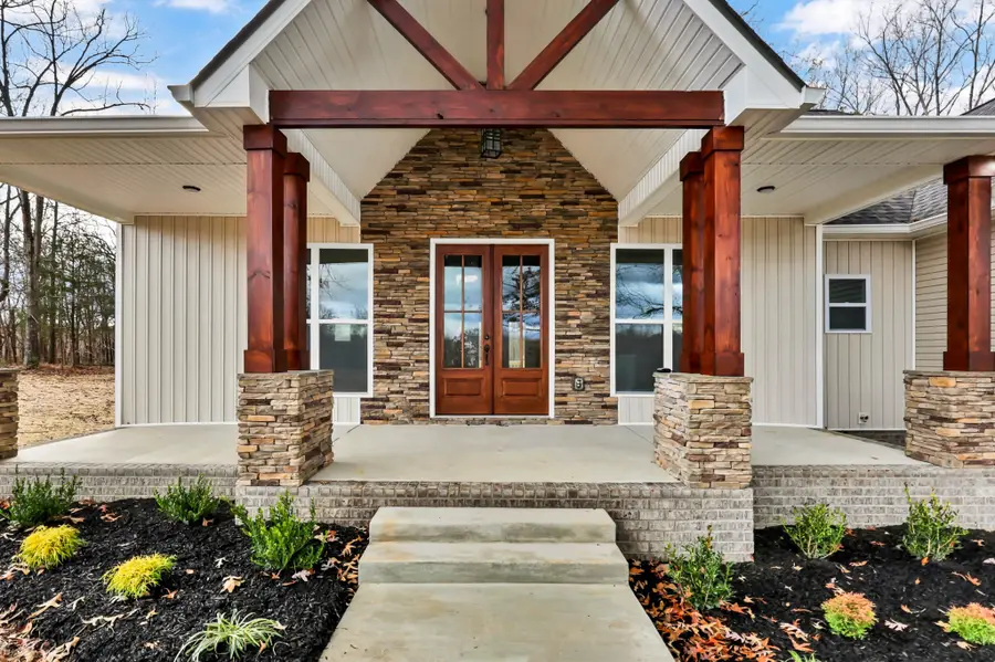 2226 S Hinton Rd, Southside, TN 37171 - Image #2