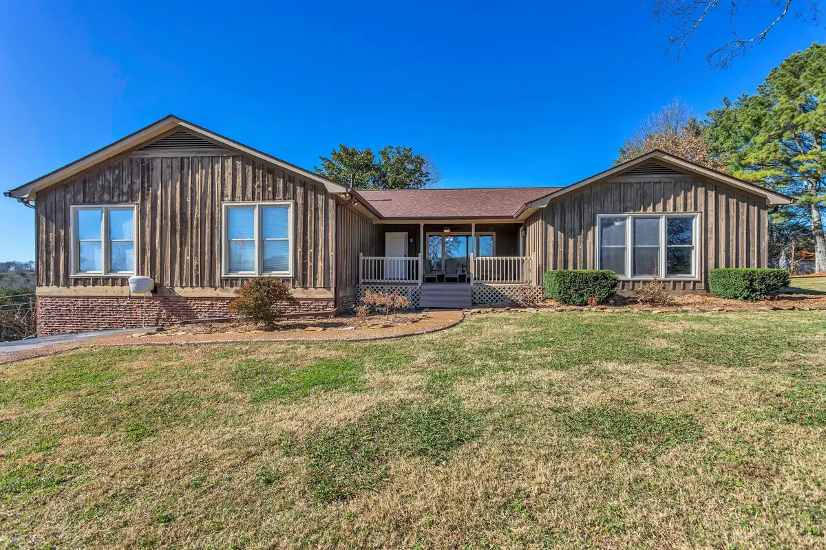 408 Mckibbon Ln, Pulaski, TN 38478 - Image #1