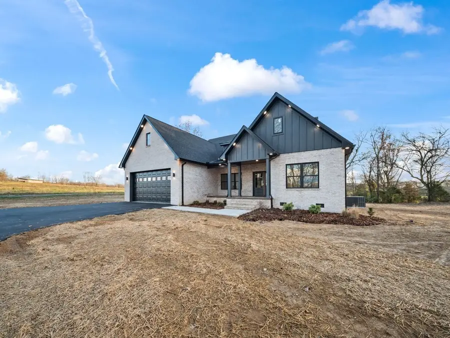 6400 Thomas Twin Oak Rd, Baxter, TN 38544 - Image #2