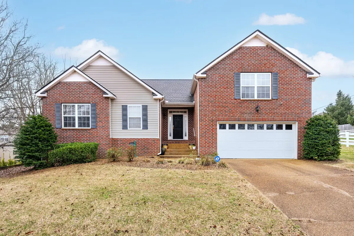2601 Danbury Cir, Spring Hill, TN 37174 - Image #1