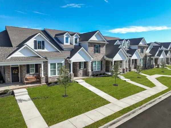 2900 Suzanne Landon Dr #F1, Murfreesboro, TN 37130