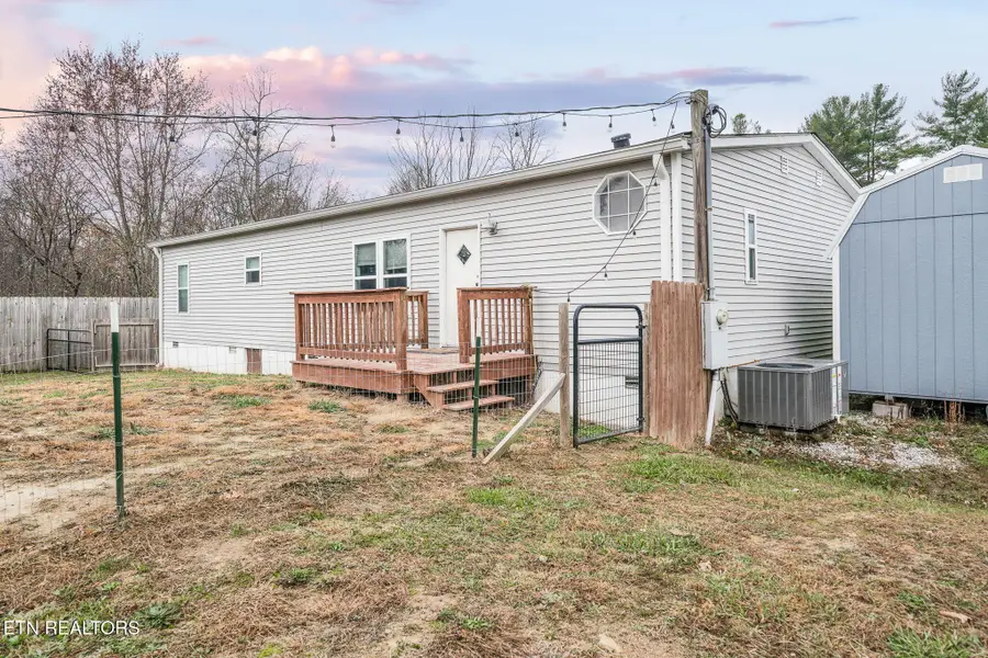 219 N Lowe Rd, Crossville, TN 38571 - Image #3