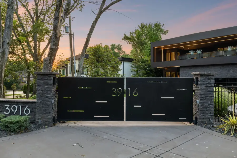 3916 Harding Pl, Nashville, TN 37215 - Image #3