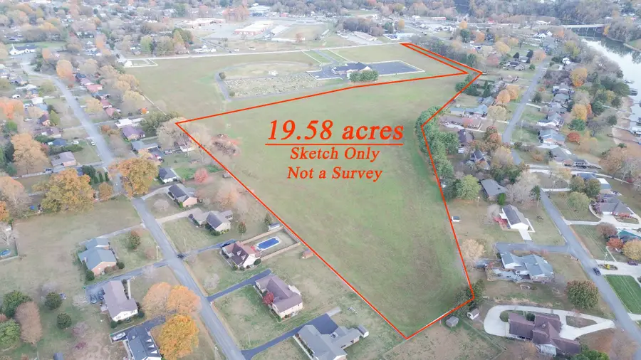 405 Sharp Springs Rd, Winchester, TN 37398 - Image #2