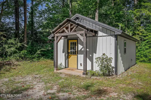 3247 Moodyville Rd, Byrdstown, TN 38549