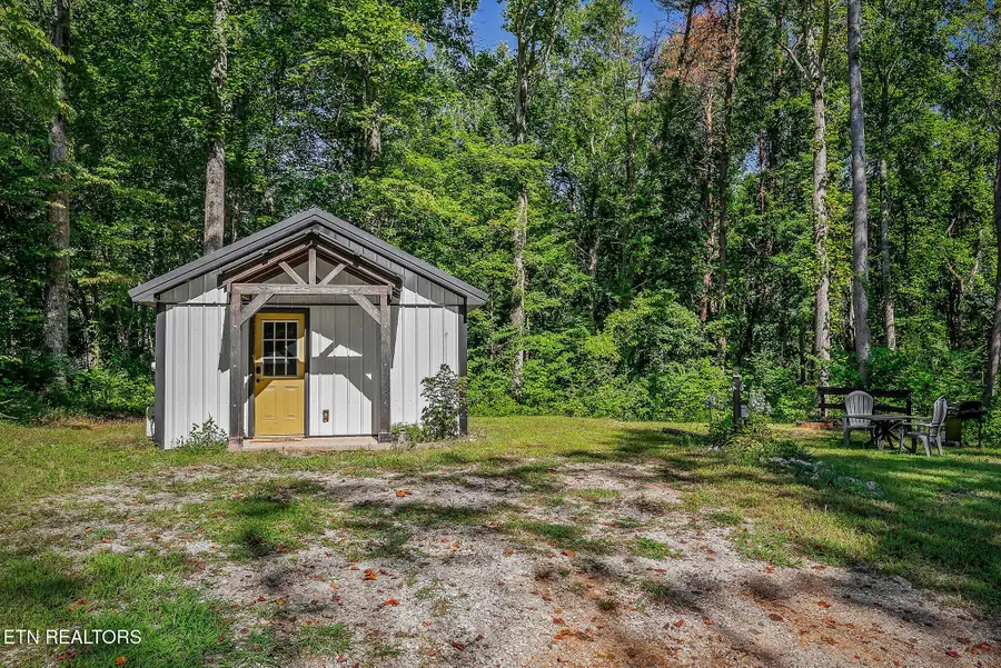 3247 Moodyville Rd, Byrdstown, TN 38549 - Image #2