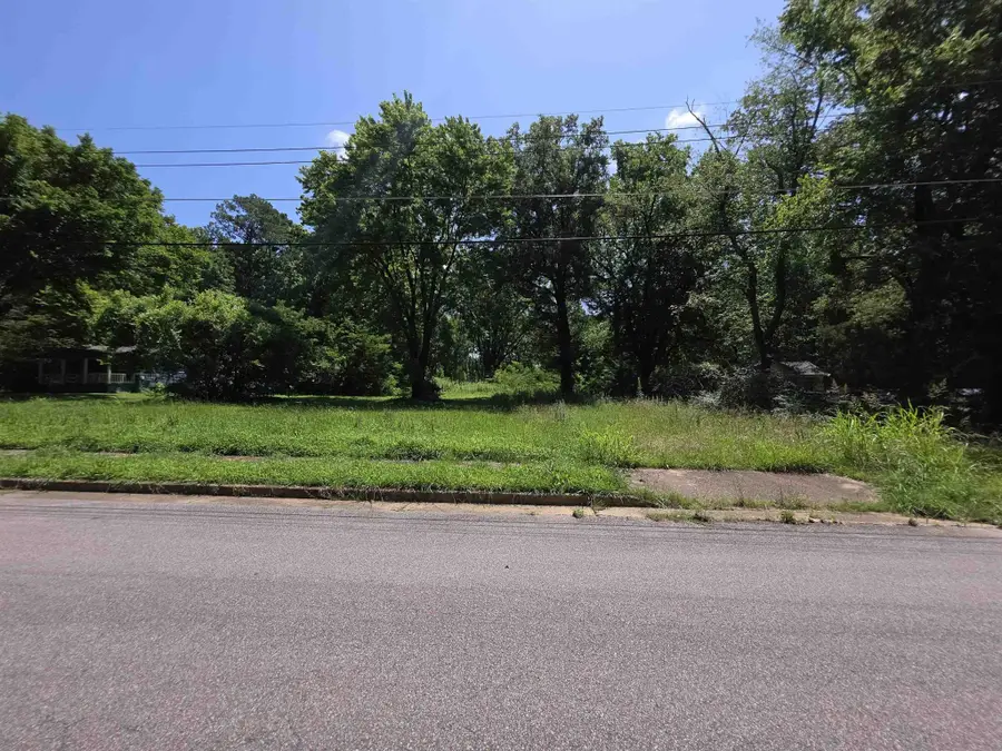 3580 W Winston Dr, Memphis, TN 38127 - Image #2