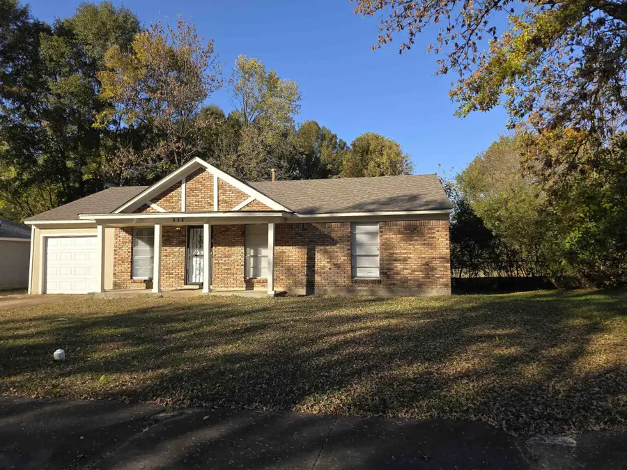 936 Chesterton Dr, Memphis, TN 38127 - Image #3