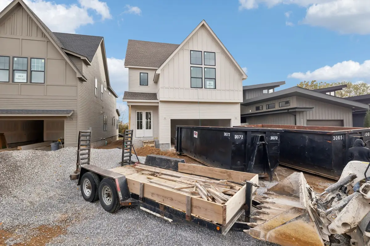 905A Potter Ln, Nashville, TN 37206 - Image #1