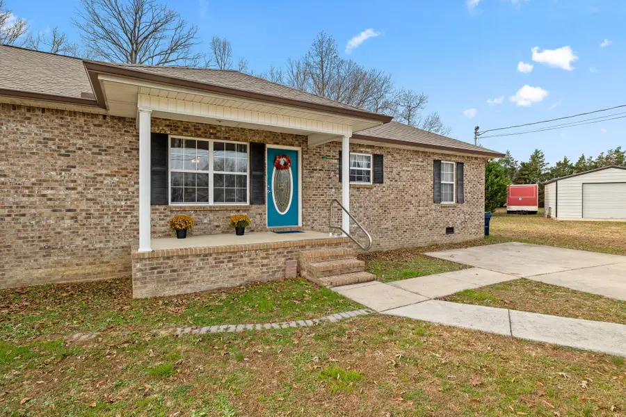 125 Doe Ln, Smithville, TN 37166 - Image #2