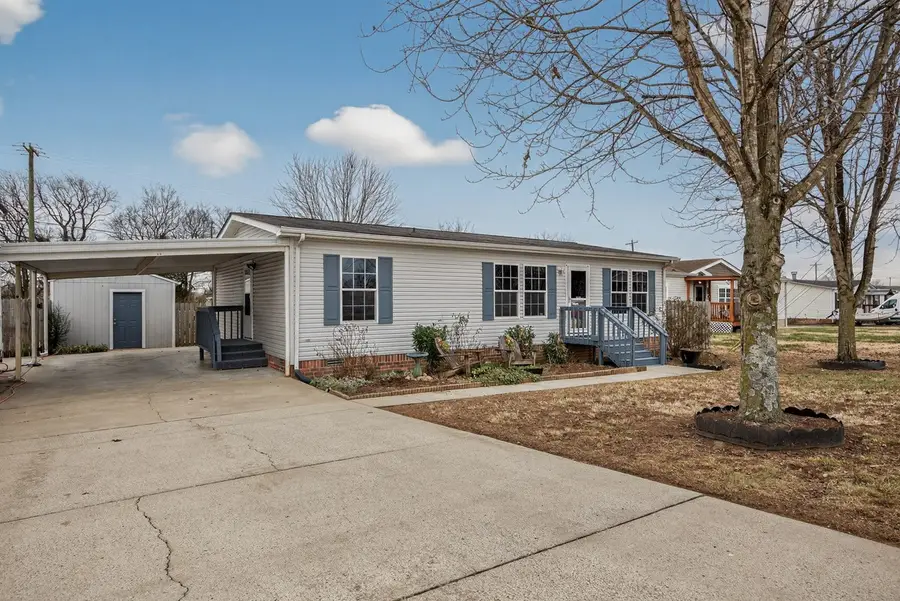 1087 Katherine St, Gallatin, TN 37066 - Image #2