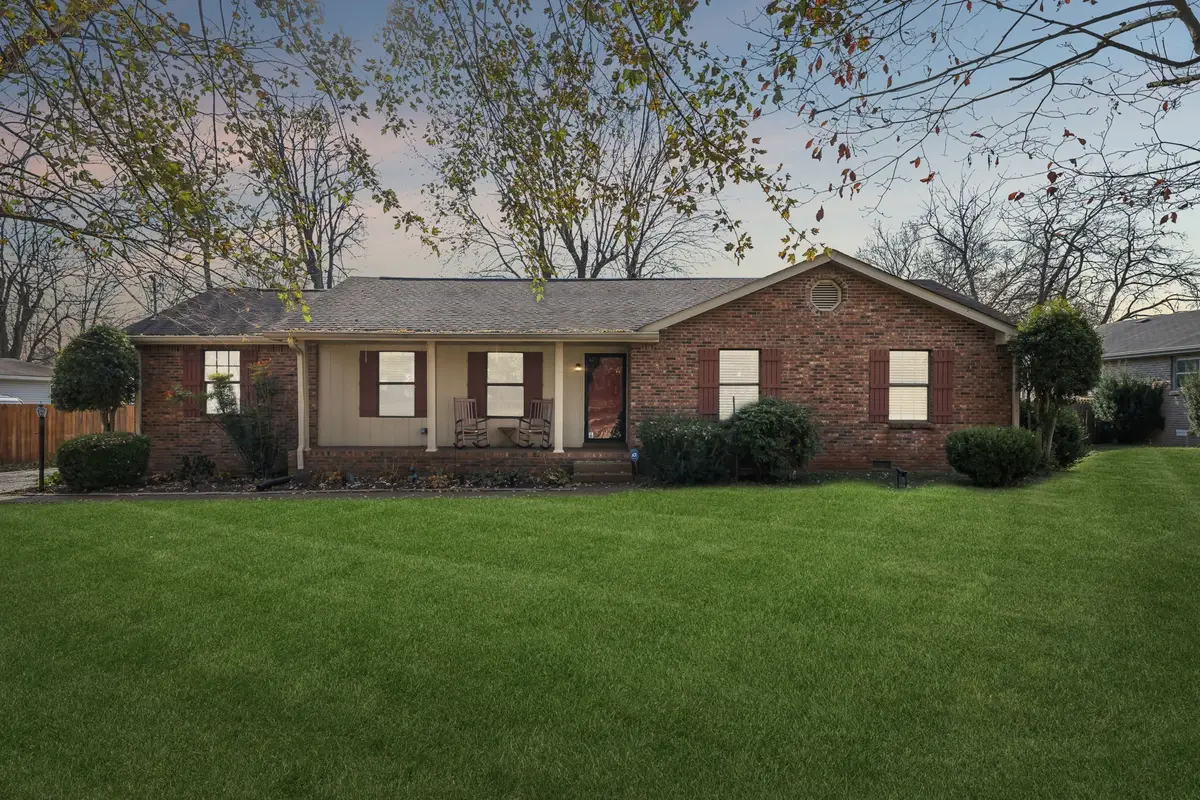 621 Teree Dr, Gallatin, TN 37066 - Image #1