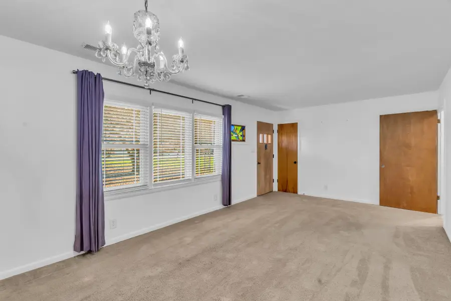 510 N Russell St, Portland, TN 37148 - Image #2