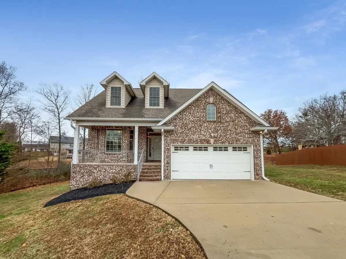 3007 Bailey Ct, Greenbrier, TN 37073 - Image #1