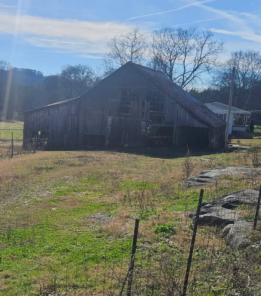 1 Wilburn Hollow Rd, Riddleton, TN 37151 - Image #2