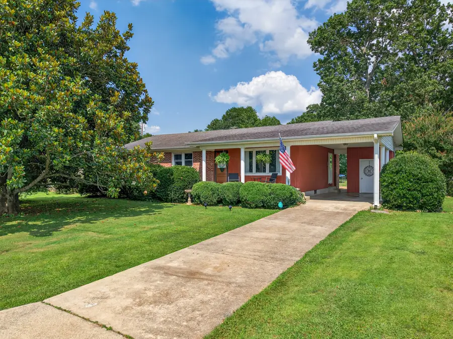 917 2nd Ave, Fayetteville, TN 37334 - Image #2