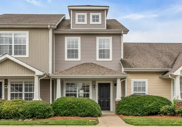 68 John Sevier Ave, Clarksville, TN 37040