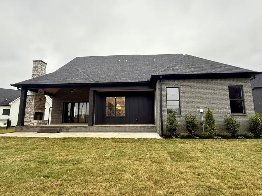 5732 Eaglemont Dr, Murfreesboro, TN 37129 - Image #2