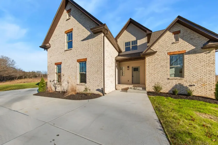 1645 Sulphur College Rd, Hartsville, TN 37074 - Image #1