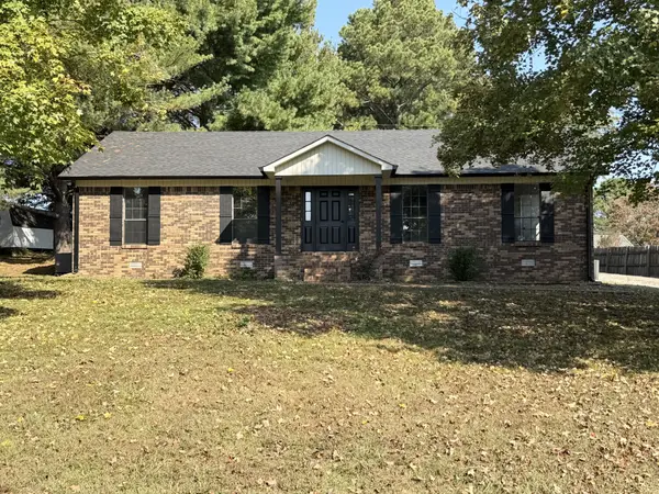 902 Brenda Dr, Pulaski, TN 38478