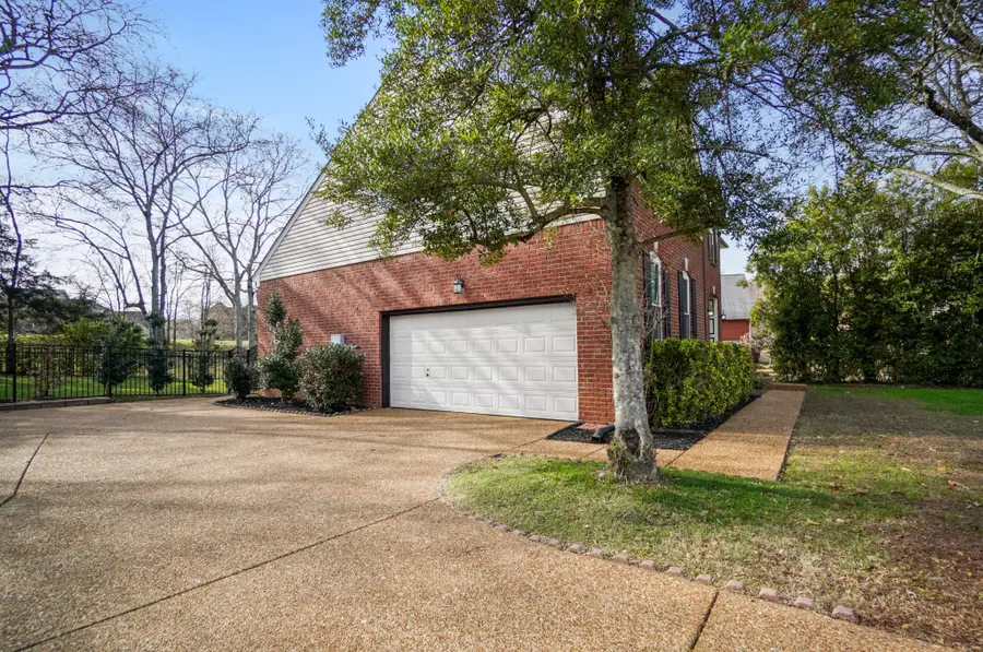 224 Spy Glass Way, Hendersonville, TN 37075 - Image #3