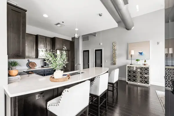 205 31st Ave N #310, Nashville, TN 37203