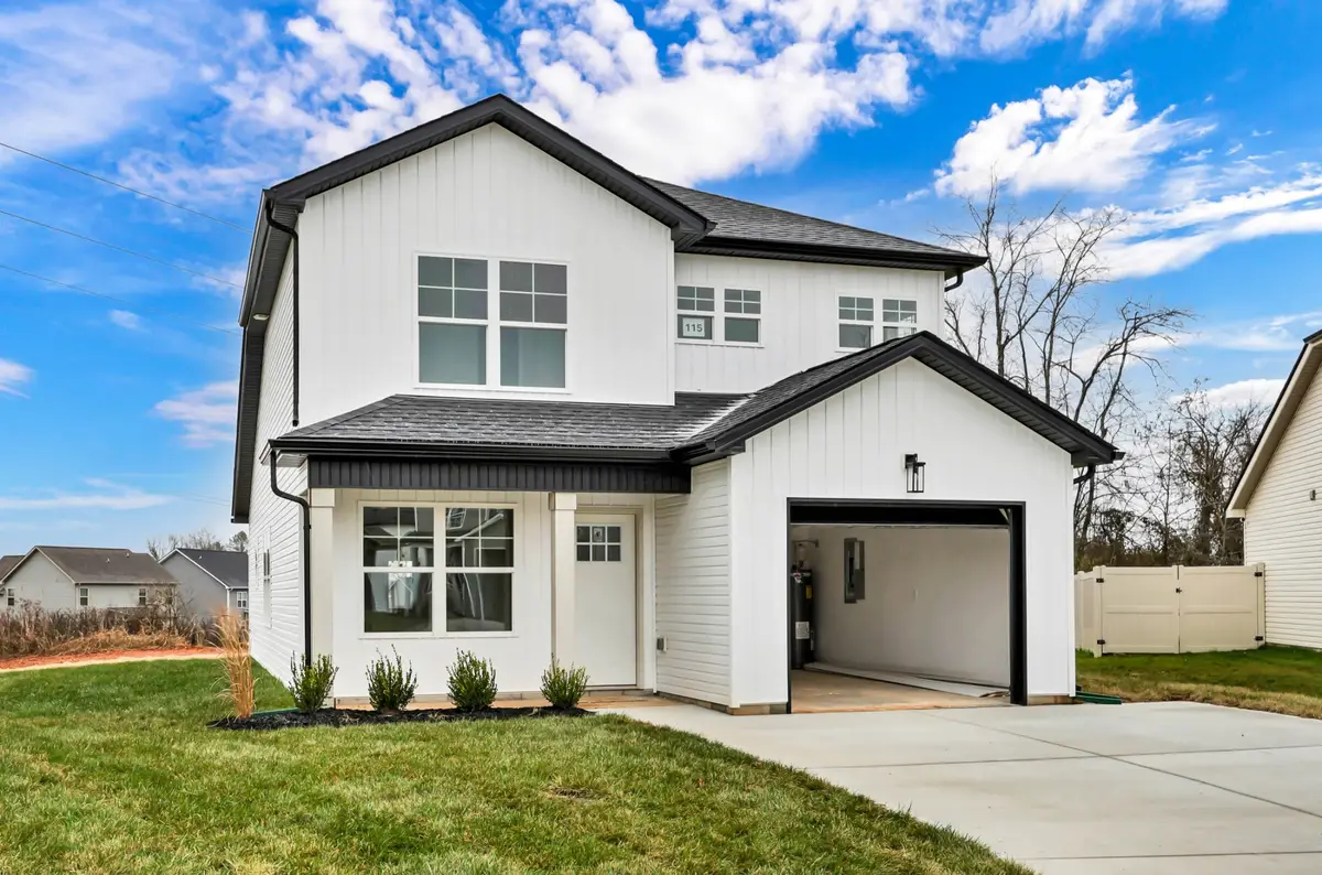 195 Quarry View Ct, Clarksville, TN 37043 - Image #1