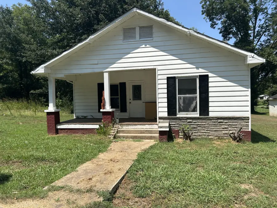 107 Hemlock St, Bruceton, TN 38317 - Image #2