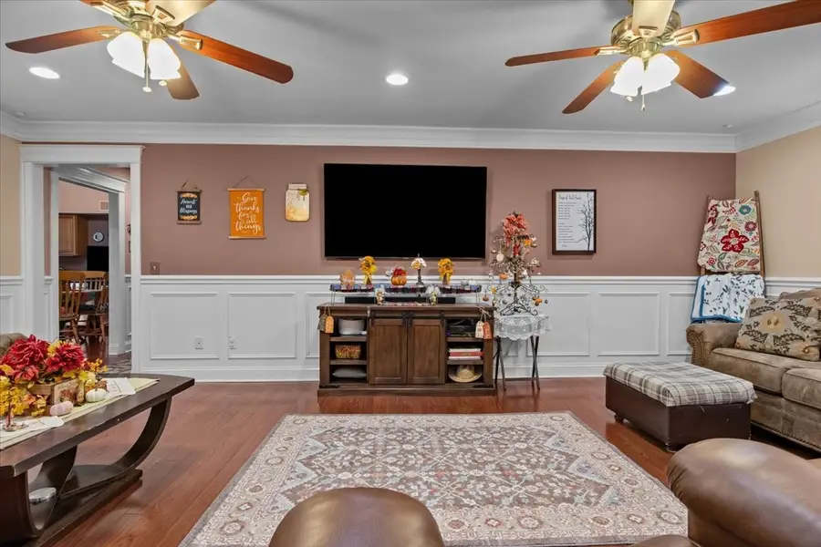 307 Crestview Dr, Dickson, TN 37055 - Image #3