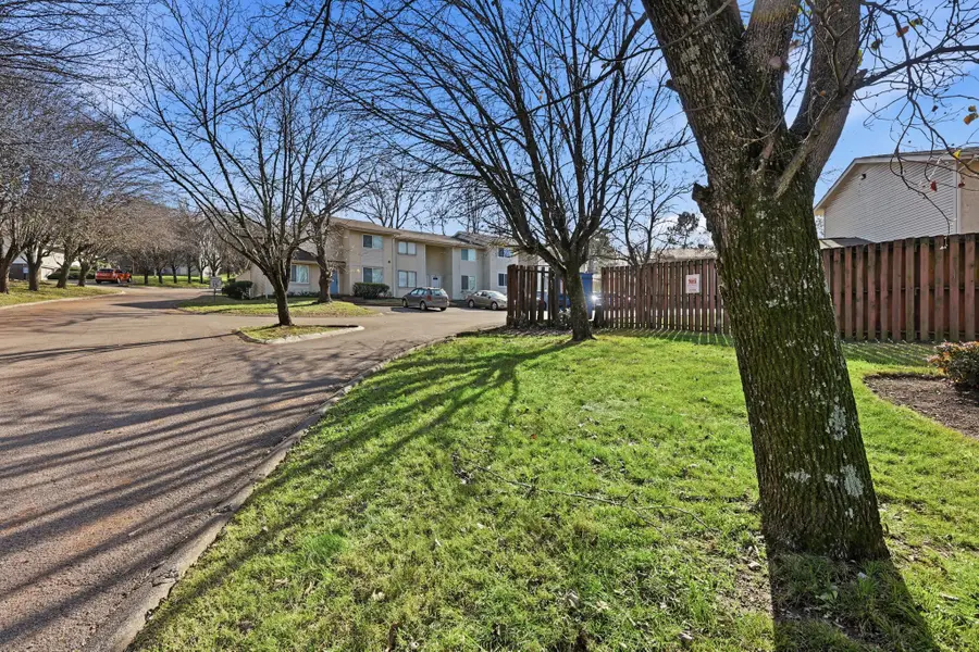 4958 Edmondson Pike #B9, Nashville, TN 37211 - Image #3