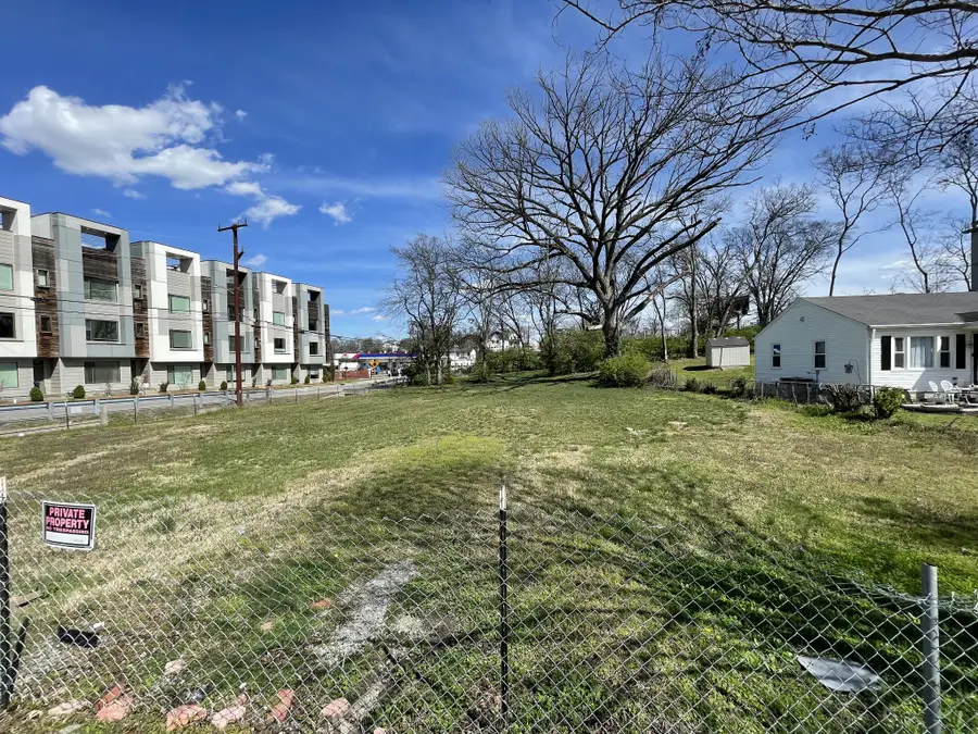 128 Oceola Ave, Nashville, TN 37209 - Image #2