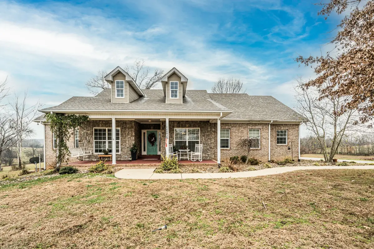 2019 Halifax Settle Rd, Scottsville, KY 42164 - Image #1