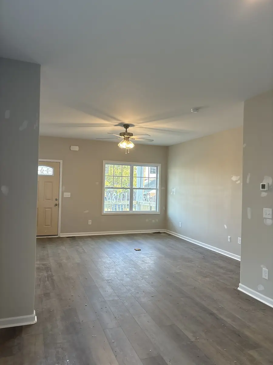 865 Dogwood Trail, Clarksville, TN 37042 - Image #2