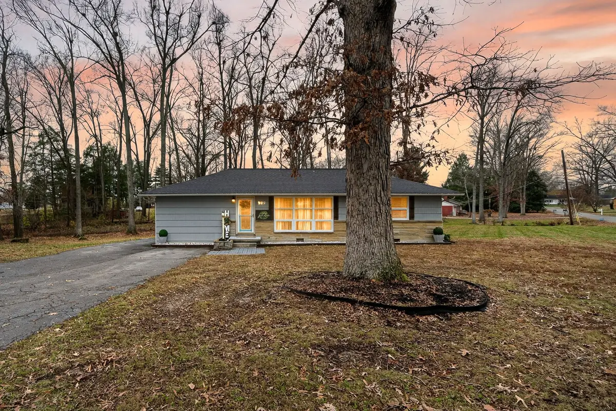 929 Sunset Dr, Cookeville, TN 38501 - Image #1