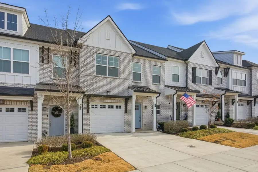 107 Dameron Dr, Hendersonville, TN 37075 - Image #3