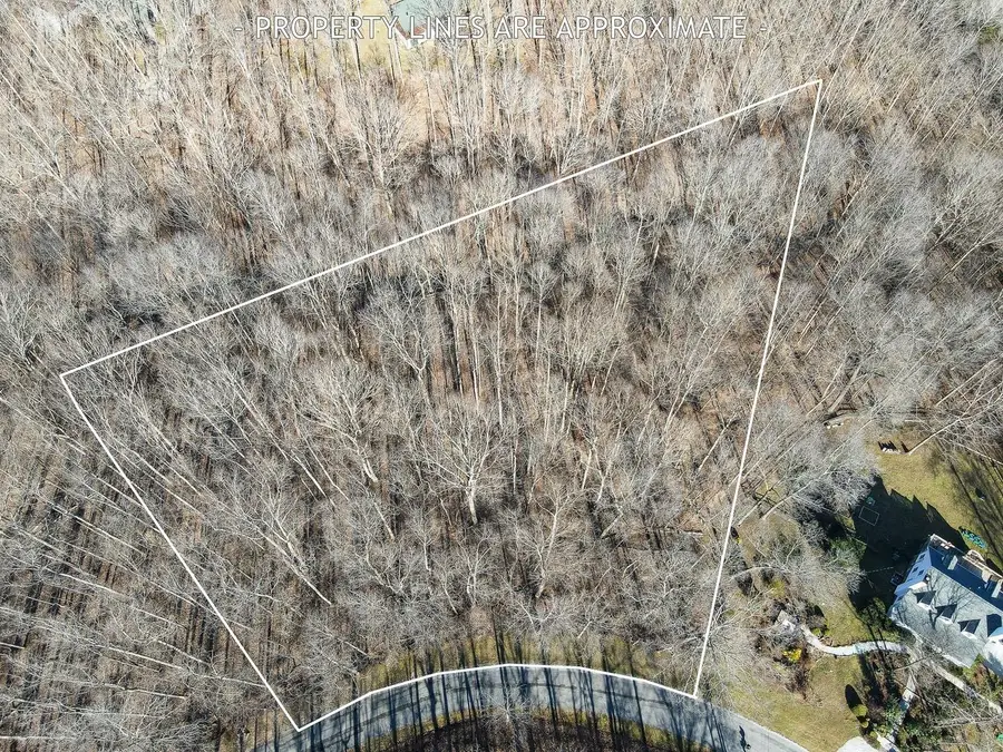 1008 Larkwood Rd, Kingston Springs, TN 37082 - Image #2