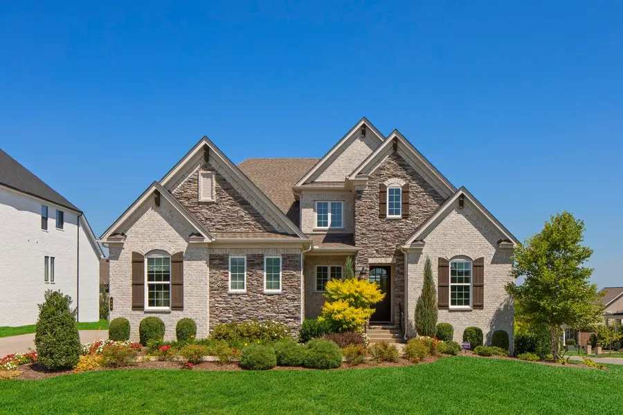 4869 Kedron Rd, Spring Hill, TN 37174 - Image #2