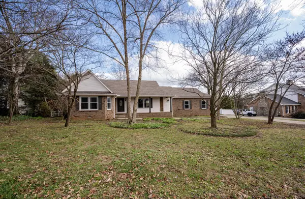 807 River Rock Blvd, Murfreesboro, TN 37128