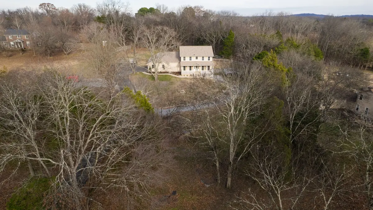 205 Bluegrass Cir, Lebanon, TN 37090 - Image #1