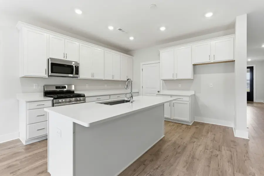 1429 Charles Drive, Chapel Hill, TN 37034 - Image #3