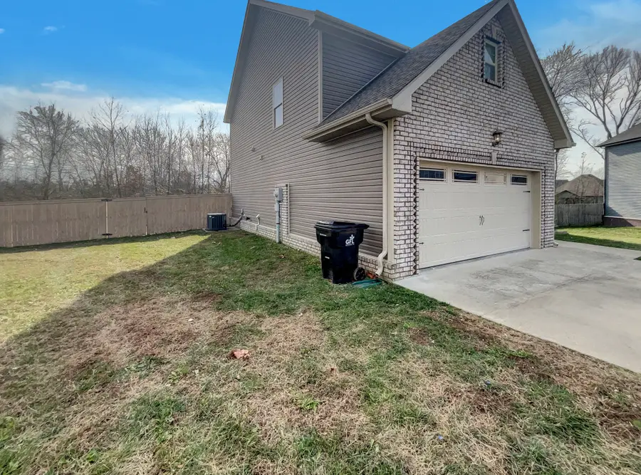 245 Ledina Ct, Clarksville, TN 37043 - Image #3