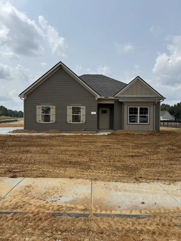 39 Stillwater Way, Tullahoma, TN 37388