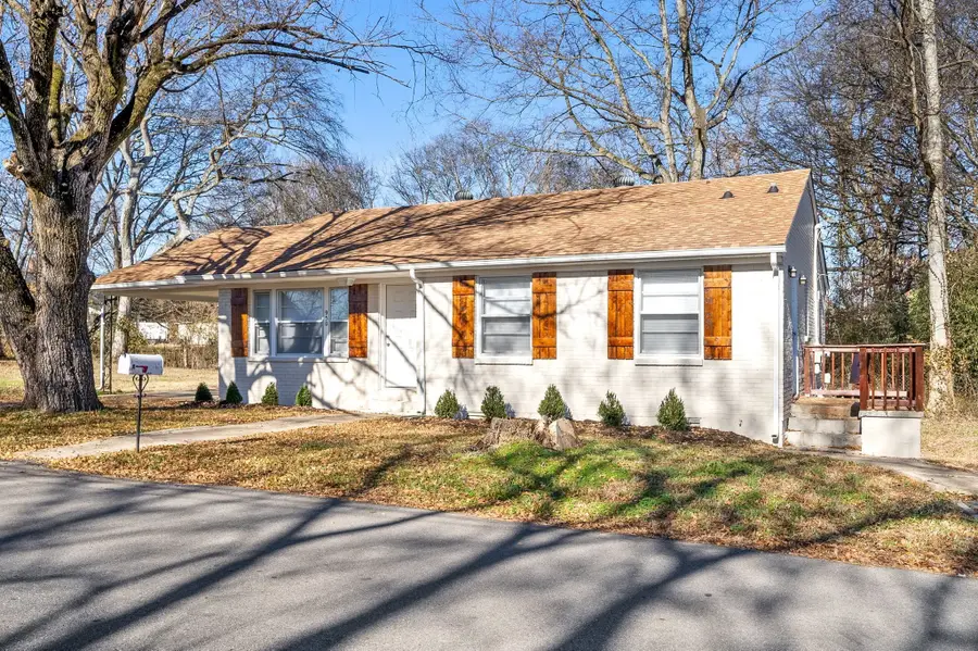 950 Greenwood Ct, Clarksville, TN 37040 - Image #2