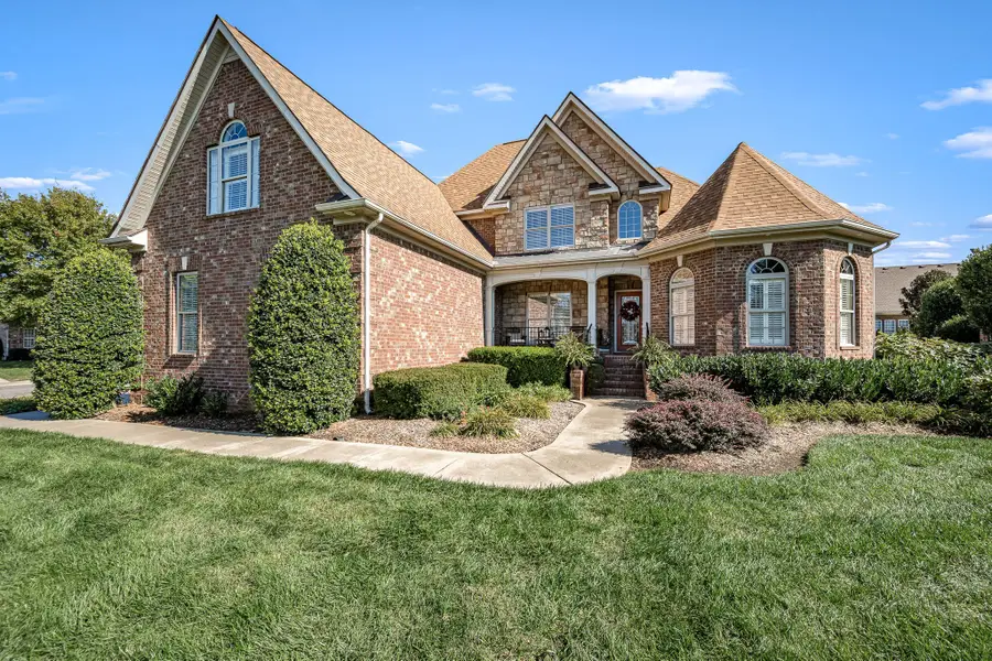 2722 Crowne Pointe Dr, Murfreesboro, TN 37130 - Image #3