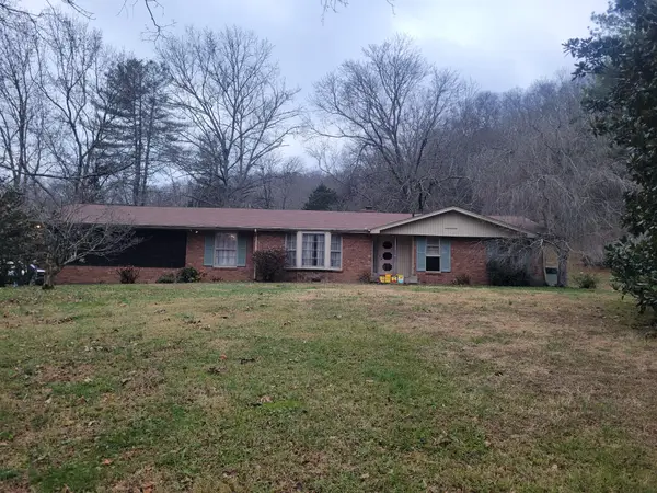 8272 Linton Ln, Nashville, TN 37221