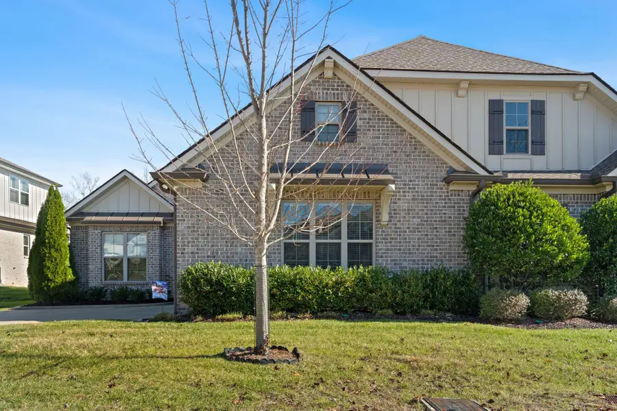 2279 Seven Points Cir, Hermitage, TN 37076 - Image #3