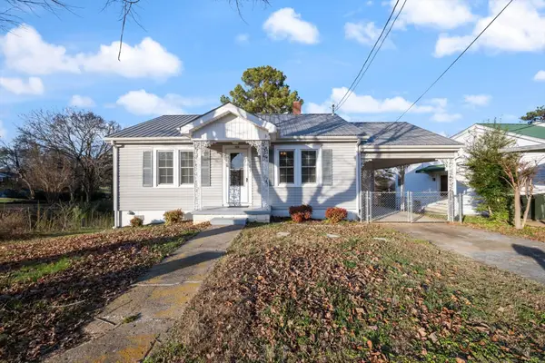 105 Arnold St, Centerville, TN 37033