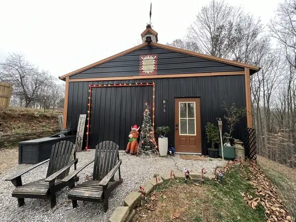 75 New Harmony Rd, Lafayette, TN 37083